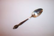 Wm Rogers PRECIOUS MIRROR Teaspoon, 1 3/16" wide bowl