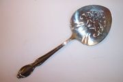 Wm Rogers PRECIOUS MIRROR Tomato Server