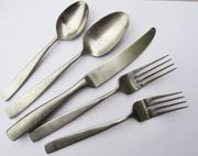 OUT OF STOCK Yamazaki BOLO Satin 5-piece Place Setting
