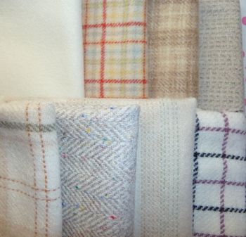 Dyeing Wool-Starter Pack - 2 Yards Mixed