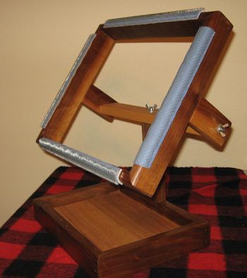Rotating Gripper Lap Frame with Tray