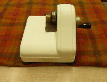 Used Fraser 500 Wool Cutter or Bliss Cutter with 4 blades - GREAT CONDITION Used Fraser 500 Wool Cutter or Bliss Cutter with 4 blades - GREAT CONDITION