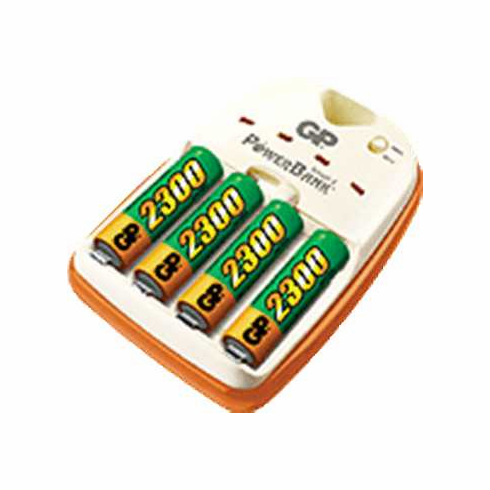 (Gp PB Smart 2) The Smart NiMh and Ni-cad Recharger with 4 x AA