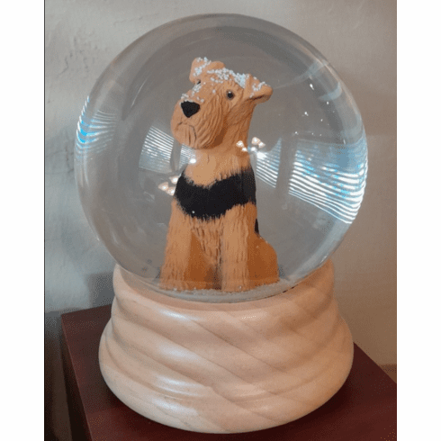 Airedale Terrier Snowglobe / Red Heart Glitterglobe