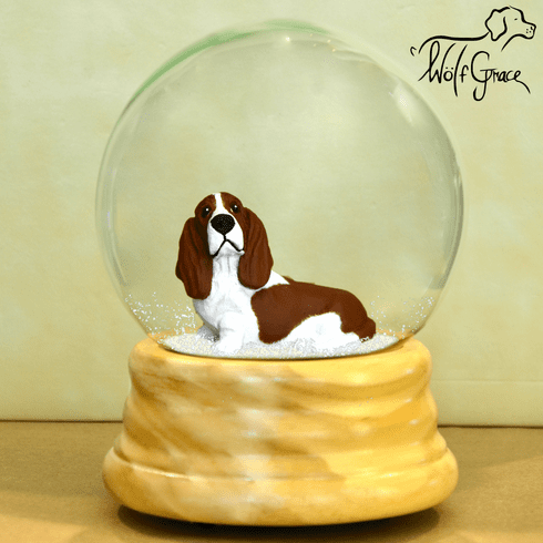 Basset Hound Snowglobe / Red Heart Glitterglobe