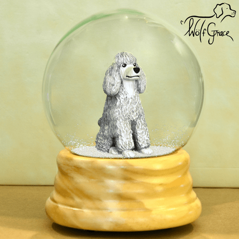 Poodle Snowglobe / Red Heart Glitterglobe