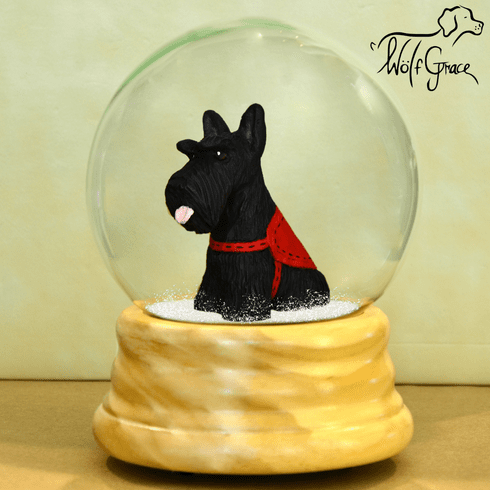 Scottish Terrier Snowglobe / Red Heart Glitterglobe