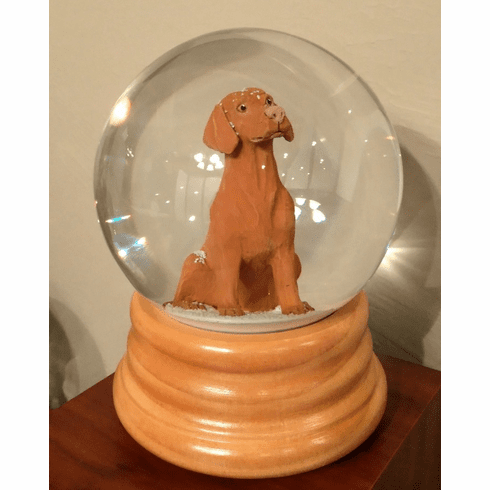 Vizsla Snowglobe / Red Heart Glitterglobe
