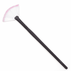 Starlet Pro Series Fan Brush
