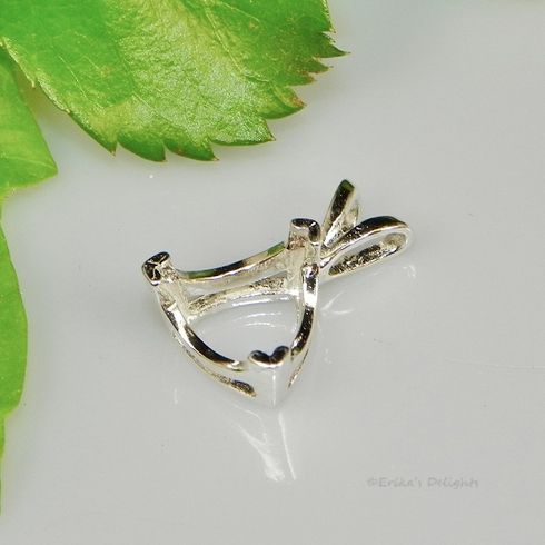 11mm Trillion Vee Sterling Silver Pre-Notched Pendant Setting 3 Prong