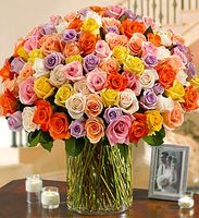 100 Multicolored Roses in a Vase