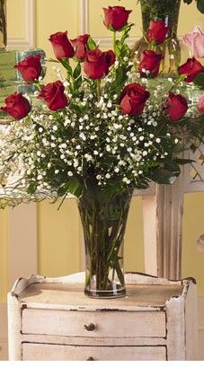 A Dozen Red Rose Arrangement