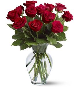 A dozen red roses 