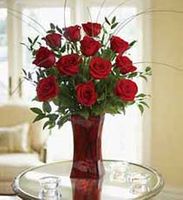 Blooming Love 12 Premium Red Roses 