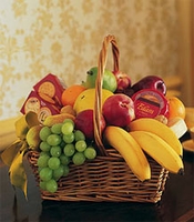 Classic Fruit Basket