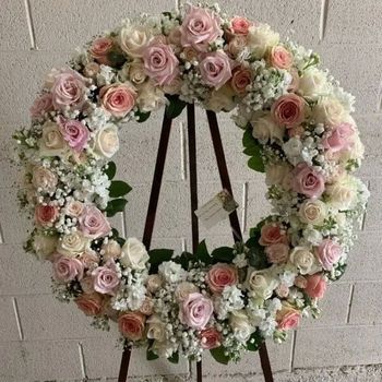 funeral-spray-wreath-funeral Hoa Tang Le Richardson, TX funeral-spray-wreath-funeral Hoa Tang Le Richardson, TX