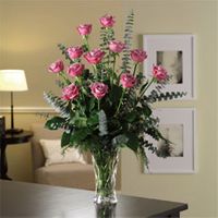 Lovely Lavender Dozen Roses - Vase variety Lovely Lavender Dozen Roses - Vase variety
