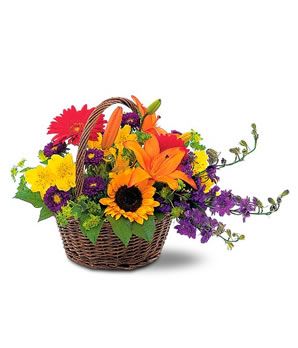 Mixed sunflowers basket