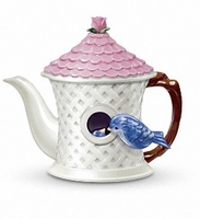 Peek-a-Bird Teapot (11M300-04) 
