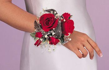 Red Rose Wristlet