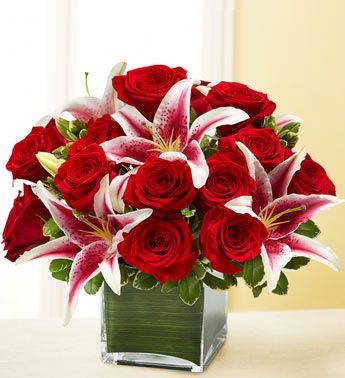 Rose and Lily Cube Bouquet 
