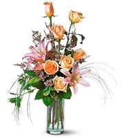 Rose and Lily Splendor Flowers 