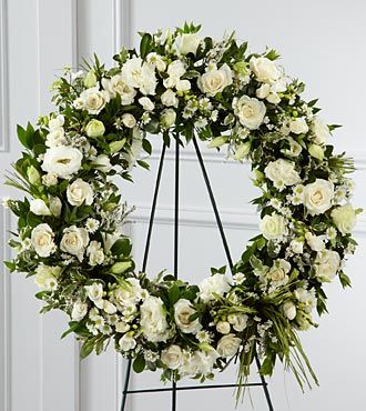 Splendor Wreath Sympathy