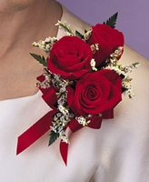 Triple rose corsage