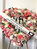 Ṿng hoa trái tim – Tang lễ Ṿng hoa trái tim – Tang lễ