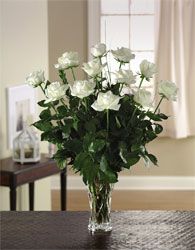 Wonderful White Dozen RosesVase variety