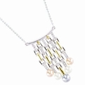 Womens Rhinestones and Pearl Pendant Necklace Womens Rhinestones and Pearl Pendant Necklace