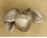 Apple W/Leaves Cabinet Knob/Pull In Pewter