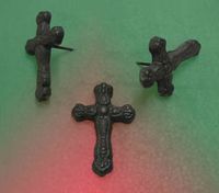 Cast Victorian Cross Nail