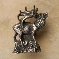 Elk On Mountain Pewter Cabinet Knob/Pull (Right Face)