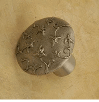 English Ivy Round Cabinet Knob/Pull In Pewter