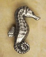 Seahorse Pewter Cabinet Knob/Pull (Right Facing)
