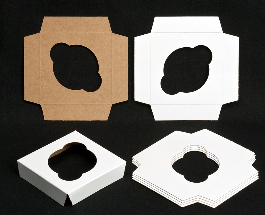 1497 - 4" x 4" x 7/8" Single Standard Cupcake Insert, Reversible White/Brown