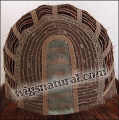 Envy Mono part wig Leyla, color shown dark red