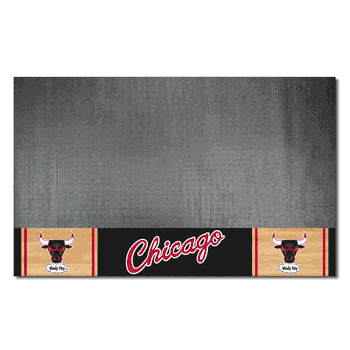 Chicago BullsBullsVinyl Grill Mat - 26in. x 42in.