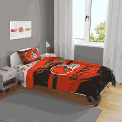 Cleveland Browns Slanted Stripe 4 PC Twin Bed in a Bag