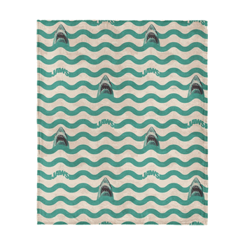 Jaws psychedelic Sea Silk Touch Throw Blanket 40x50 inches