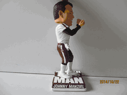 Johnny Manziel Texas A&M Aggies "CASH OUT - 12TH MAN" COLLEGE LEGENDS FIGURE #12 Bobble Head Doll #/1,000 <B><font color="RED">Exclusive to Carroll's Sports Cove</b></font>