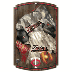 Minnesota Twins Wood Sign w/ Throwback Jersey