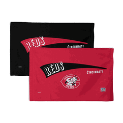 MLB Cincinnati Reds Cooperstown Collection Throwback Fan Towel 2 Pack 16 x 25 Inches