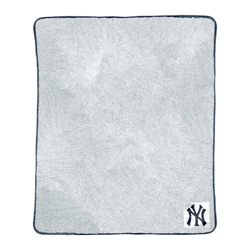 MLB New York Yankees Patch Two Tone Sherpa Throw Blanket 50x60 Inches