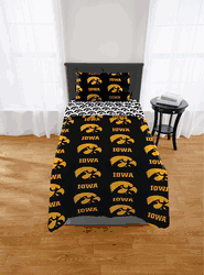 NCAA Iowa Hawkeyes Hawkeyes Twin Rotary Bed In A Bag Set