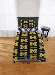 NCAA Michigan Wolverines Twin Rotary Bed In A Bag Set
