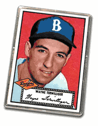 Pro Mold Pre-'57 Mini Snap Holder - 30 per display