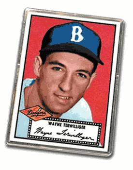 Pro Mold Pre-'57 Mini Snap Holder - 30 per display