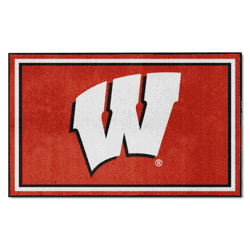 Wisconsin Badgers 4ft. x 6ft. Plush Area Rug